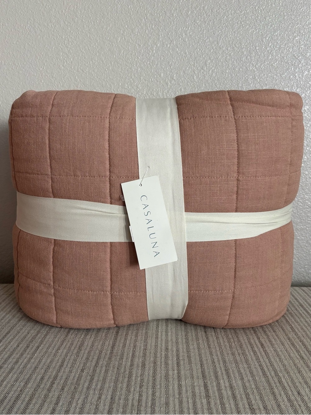NWT King Heavyweight Linen Blend Quilt Light Adobe Clay - Casaluna
